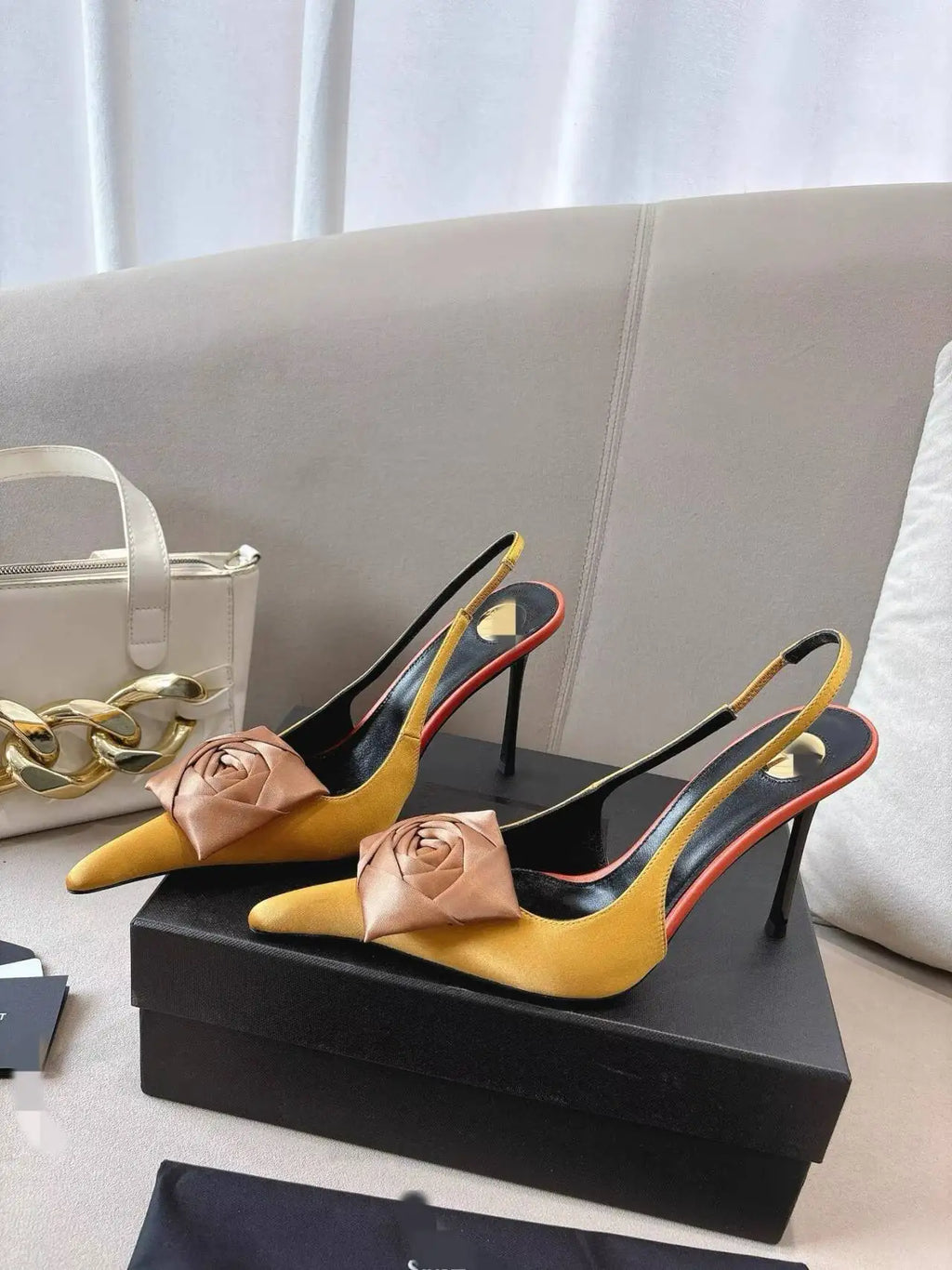 Women's Summer New Slim Fit High-heeled Sandals, Fashionable Fashion Show Pointed Party Wedding 34-43 Women's Large Sandals