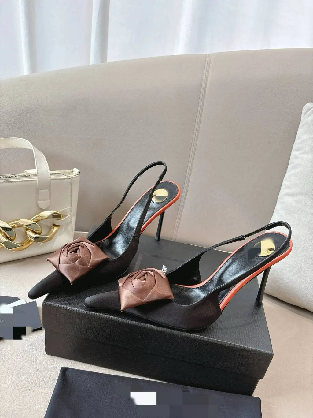 Women's Summer New Slim Fit High-heeled Sandals, Fashionable Fashion Show Pointed Party Wedding 34-43 Women's Large Sandals